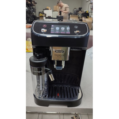 Кофемашина Delonghi Magnifica plus ECAM 320.60 беж с пробегом
