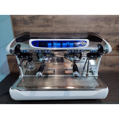 Кофемашина Faema Emblema 2gr